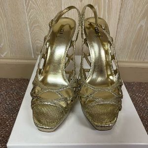 Bakers Shoes “ Harris” Gold Sexy Strappy Stiletto Slingback Sandal size 6.5